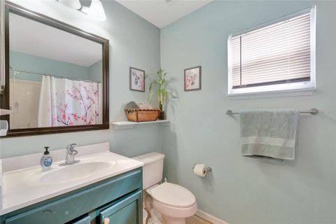 Villa ou maison à vendre à Deltona, Floride: 4 chambres, 194.91 m2 № 1723076 - photo 20