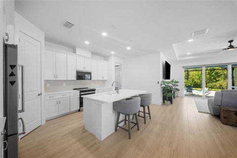 Villa ou maison à vendre à Punta Gorda, Floride: 3 chambres, 192.31 m2 № 2431630 - photo 10