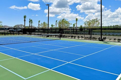 Casa en venta en Port St. Lucie, Florida, 4 dormitorios, 248.61 m2 № 2392535 - foto 16