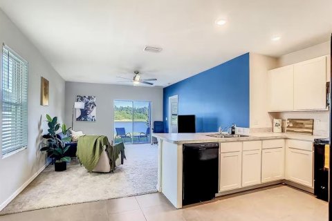 House in Sun City Center, Florida 3 bedrooms, 140.84 sq.m. № 1786191 - photo 3