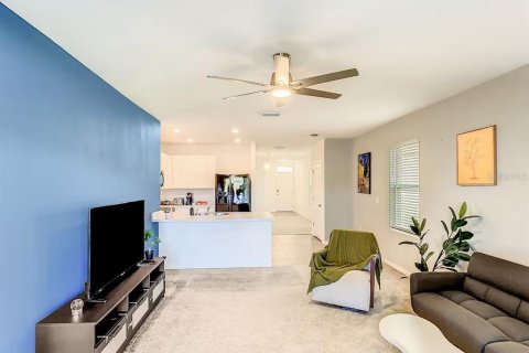 House in Sun City Center, Florida 3 bedrooms, 140.84 sq.m. № 1786191 - photo 11