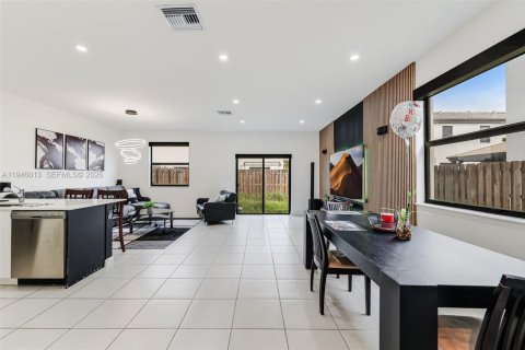 Adosado en venta en Homestead, Florida, 4 dormitorios, 186.27 m2 № 2002866 - foto 21