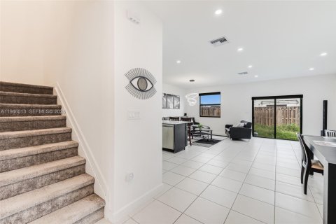 Adosado en venta en Homestead, Florida, 4 dormitorios, 186.27 m2 № 2002866 - foto 20