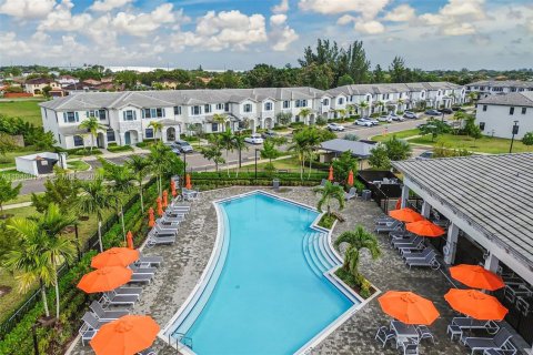 Adosado en venta en Homestead, Florida, 4 dormitorios, 186.27 m2 № 2002866 - foto 15