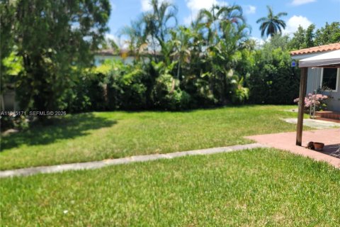 Купить виллу или дом в Майами-Бич, Флорида 2 спальни, 125.98м2, № 2010102 - фото 5