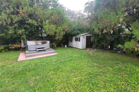 Купить виллу или дом в Майами-Бич, Флорида 2 спальни, 125.98м2, № 2010102 - фото 4