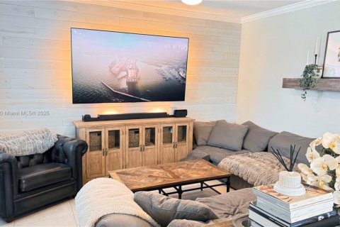 Купить виллу или дом в Окленд-Парк, Флорида 3 спальни, 139.35м2, № 1955532 - фото 16