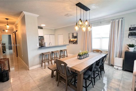 Купить виллу или дом в Окленд-Парк, Флорида 3 спальни, 139.35м2, № 1955532 - фото 6