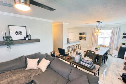 Купить виллу или дом в Окленд-Парк, Флорида 3 спальни, 139.35м2, № 1955532 - фото 11