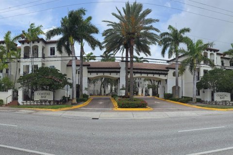 Townhouse in Boynton Beach, Florida 3 bedrooms, 200.76 sq.m. № 2184593