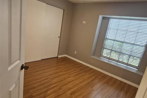 House in Tampa, Florida 3 bedrooms, 131.27 sq.m. № 2215108 - photo 10