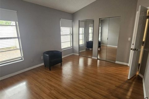 House in Tampa, Florida 3 bedrooms, 131.27 sq.m. № 2215108 - photo 6