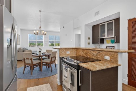 Copropriété à vendre à Sarasota, Floride: 2 chambres, 137.03 m2 № 2210292 - photo 8