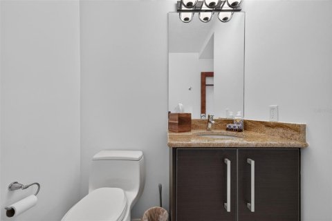 Copropriété à vendre à Sarasota, Floride: 2 chambres, 137.03 m2 № 2210292 - photo 17