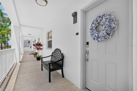 Copropriété à vendre à Sarasota, Floride: 2 chambres, 137.03 m2 № 2210292 - photo 4
