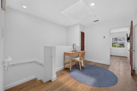 Copropriété à vendre à Sarasota, Floride: 2 chambres, 137.03 m2 № 2210292 - photo 20