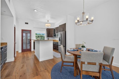 Copropriété à vendre à Sarasota, Floride: 2 chambres, 137.03 m2 № 2210292 - photo 10
