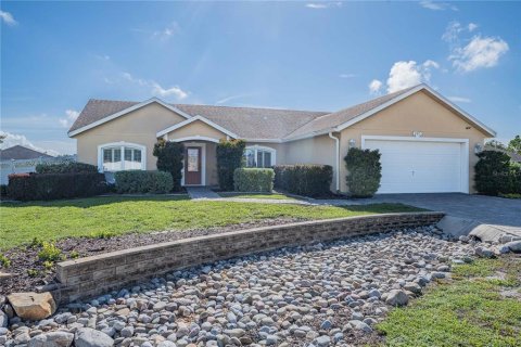 Villa ou maison à Winter Haven, Floride 3 chambres, 218.51 m2 № 2295170