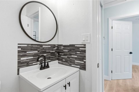 Villa ou maison à vendre à New Port Richey, Floride: 3 chambres, 95.88 m2 № 2211539 - photo 21