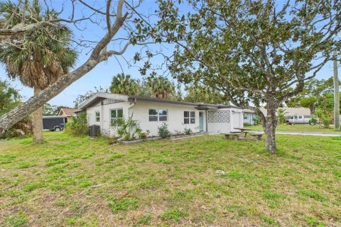 Villa ou maison à vendre à New Port Richey, Floride: 3 chambres, 95.88 m2 № 2211539 - photo 4