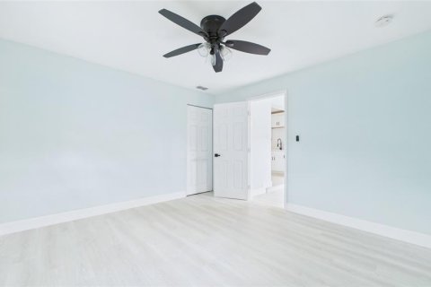 Villa ou maison à vendre à New Port Richey, Floride: 3 chambres, 95.88 m2 № 2211539 - photo 17
