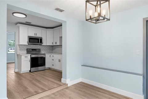Villa ou maison à vendre à New Port Richey, Floride: 3 chambres, 95.88 m2 № 2211539 - photo 12