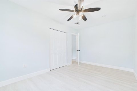 Villa ou maison à vendre à New Port Richey, Floride: 3 chambres, 95.88 m2 № 2211539 - photo 23