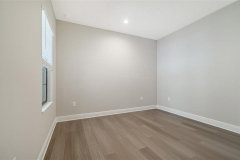 House in Englewood, Florida 2 bedrooms, 152.17 sq.m. № 1038923 - photo 25