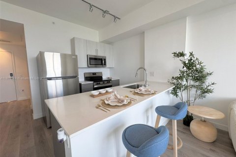 Appartement à louer à Miami, Floride: 1 chambre, 66.98 m2 № 1779787 - photo 4