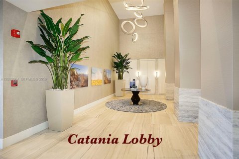 Condo in Hollywood, Florida, 2 bedrooms  № 2068940 - photo 7