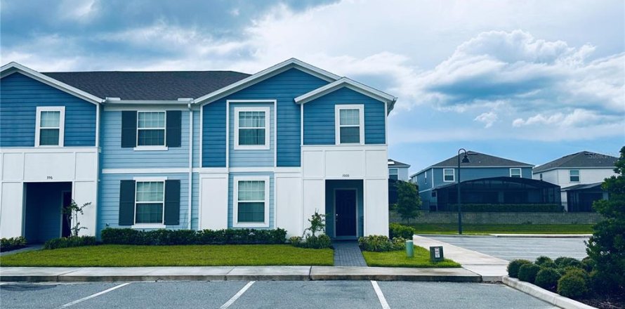 Townhouse in Davenport, Florida 5 bedrooms, 212.1 sq.m. № 1834792