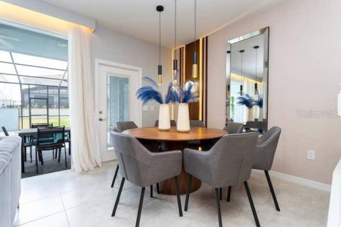 Townhouse in Davenport, Florida 5 bedrooms, 212.1 sq.m. № 1834792 - photo 4