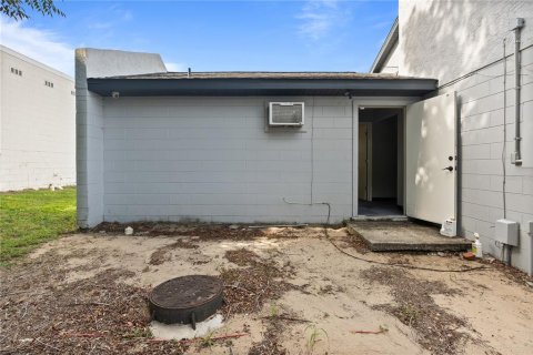Immobilier commercial à louer à Clermont, Floride: 418.06 m2 № 2105416 - photo 20