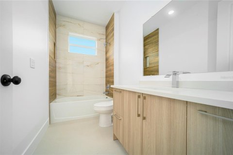 Casa en alquiler en Port Charlotte, Florida, 4 dormitorios, 240.34 m2 № 1287435 - foto 19