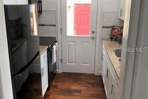 Villa ou maison à louer à Saint Petersburg, Floride: 2 chambres, 87.51 m2 № 2360338 - photo 11