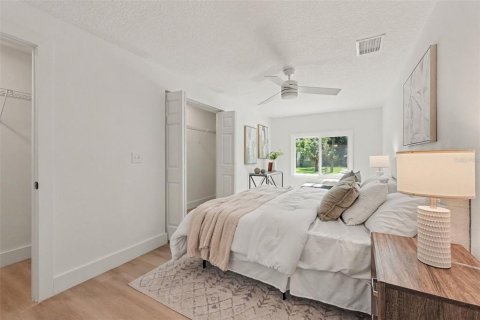 House in Jacksonville, Florida 3 bedrooms, 132.29 sq.m. № 2393508 - photo 9
