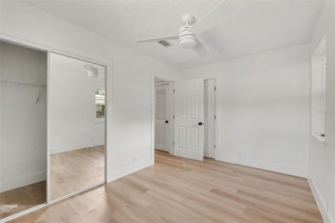 House in Jacksonville, Florida 3 bedrooms, 132.29 sq.m. № 2393508 - photo 21