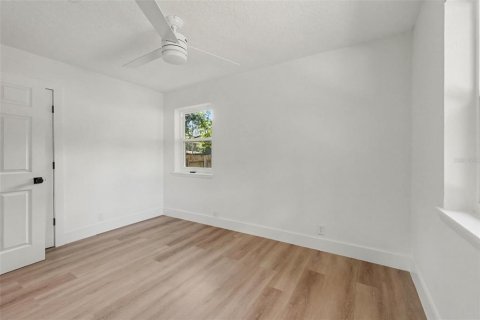 House in Jacksonville, Florida 3 bedrooms, 132.29 sq.m. № 2393508 - photo 22