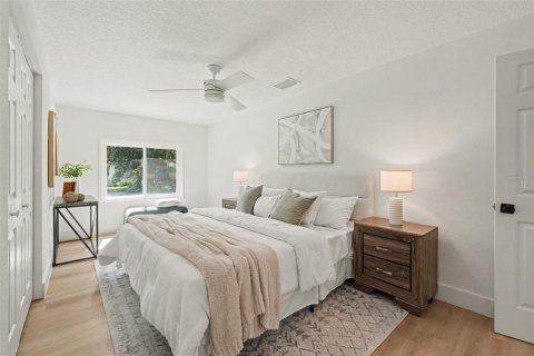 House in Jacksonville, Florida 3 bedrooms, 132.29 sq.m. № 2393508 - photo 10