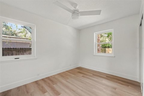 House in Jacksonville, Florida 3 bedrooms, 132.29 sq.m. № 2393508 - photo 18