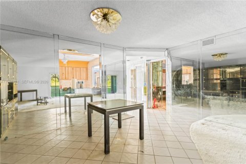 Купить кондоминиум в Пемброк-Пайнс, Флорида 2 спальни, 135.54м2, № 1995072 - фото 6