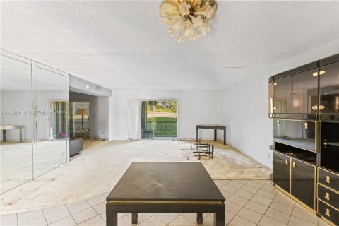 Купить кондоминиум в Пемброк-Пайнс, Флорида 2 спальни, 135.54м2, № 1995072 - фото 15