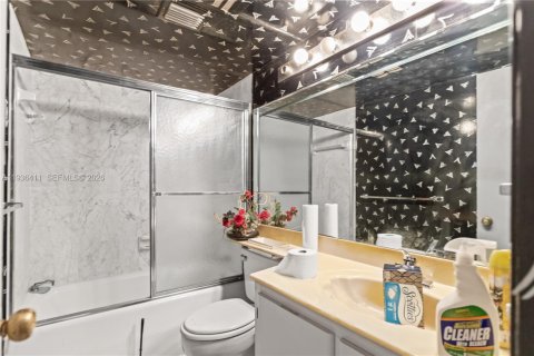 Купить кондоминиум в Пемброк-Пайнс, Флорида 2 спальни, 135.54м2, № 1995072 - фото 27