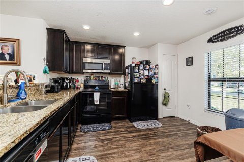 Casa en venta en Kissimmee, Florida, 3 dormitorios, 115.57 m2 № 2205264 - foto 3
