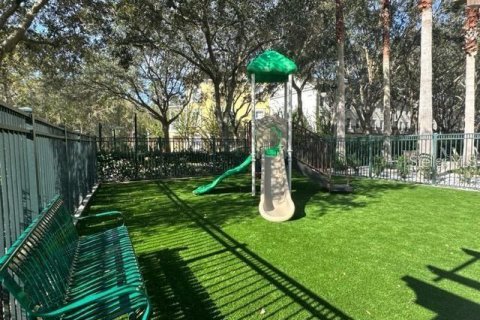 Condominio en alquiler en Celebration, Florida, 1 dormitorio, 98.2 m2 № 1777374 - foto 25