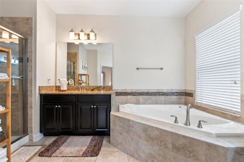 House in STOREY LAKE in Kissimmee, Florida 5 bedrooms, 358.88 sq.m. № 1568598 - photo 26