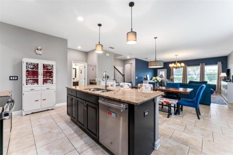 House in STOREY LAKE in Kissimmee, Florida 5 bedrooms, 358.88 sq.m. № 1568598 - photo 15