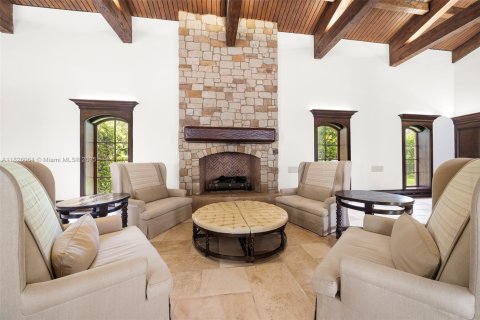 House in Pinecrest, Florida 7 bedrooms, 1067.73 sq.m. № 1961297 - photo 30