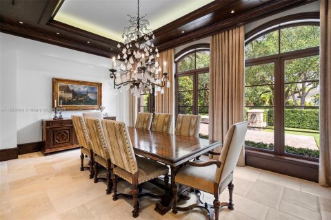 House in Pinecrest, Florida 7 bedrooms, 1067.73 sq.m. № 1961297 - photo 24