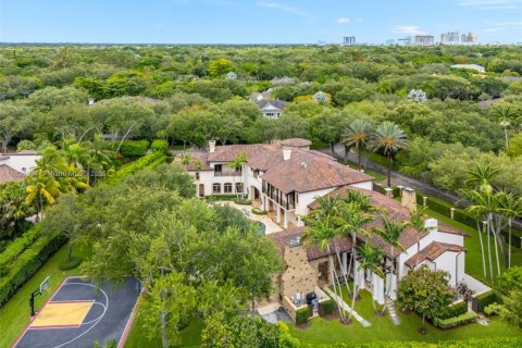House in Pinecrest, Florida 7 bedrooms, 1067.73 sq.m. № 1961297 - photo 16